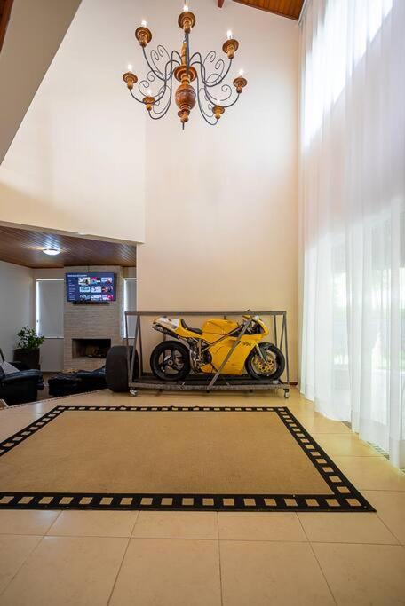 Casa 996 Condominio Fazenda Orypaba Monte Alegre do Sul Εξωτερικό φωτογραφία